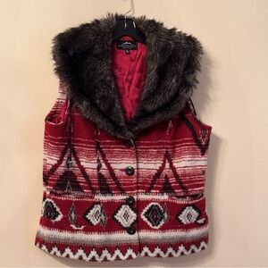 Woolrich Women's Red Patterned Vest with Faux Fur Collar